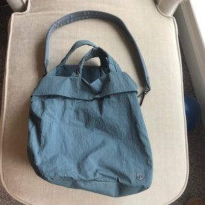 Lululemon On My Level tote bag